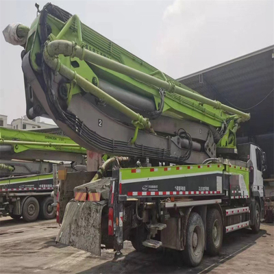 مضخة الخرسانة Iveco Mixer المخصصة مستعملة 120M³ / H 550L