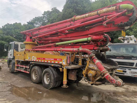 مضخة الخرسانة المستخدمة في البناء شاحنة Putzmeister Boom Pump مع جهاز التحكم عن بعد